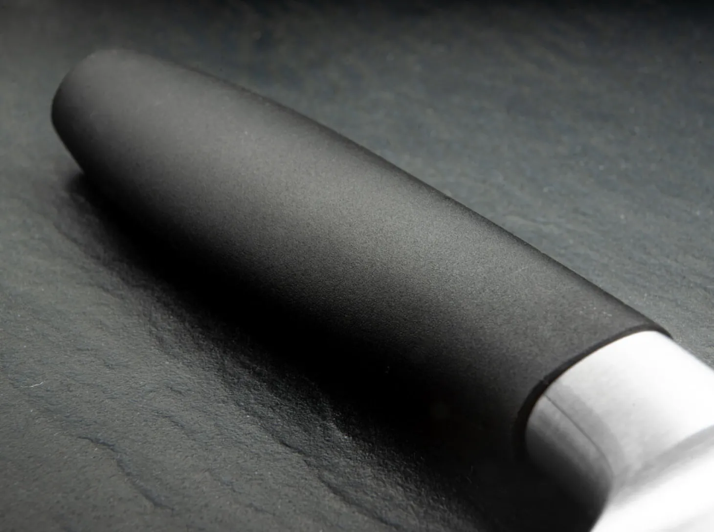 Core Professional Santoku mit Kullen
