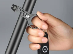 PryBar Black & Flight Tag