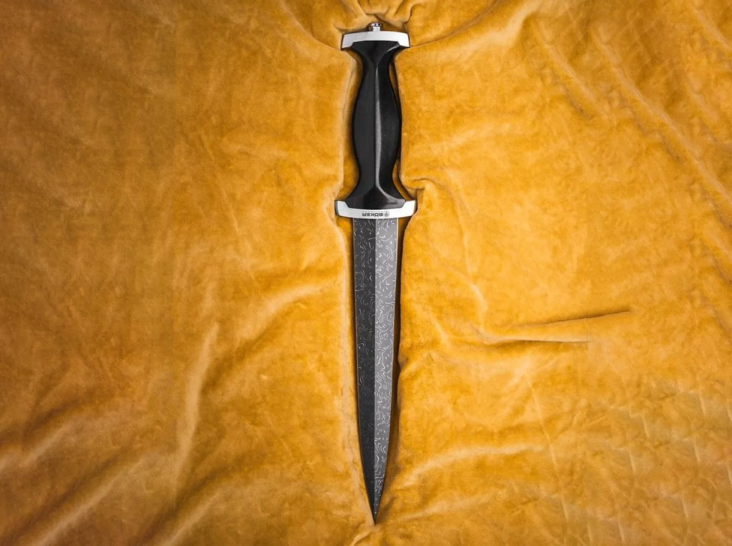 Schweizer Dolch Mosaikdamast