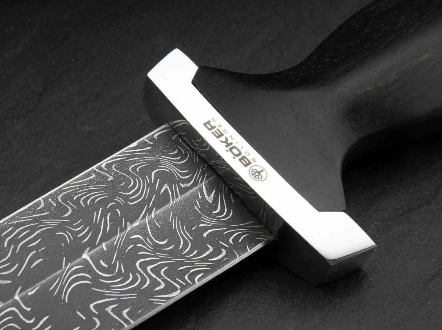 Schweizer Dolch Mosaikdamast