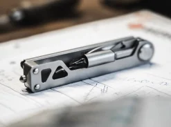 Specialist Half-Tool